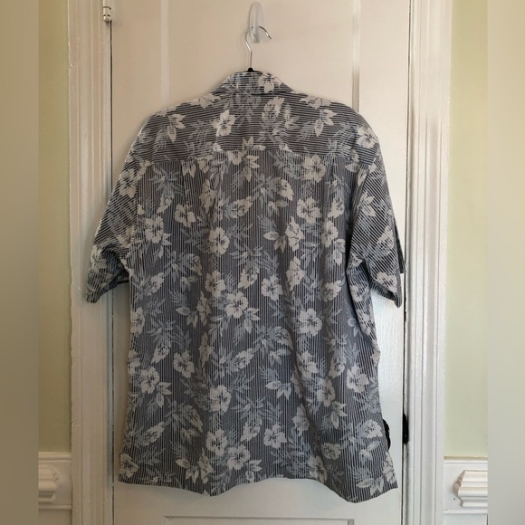 Men’s Orvis Floral Short Sleeve Button Down Collared Shirt Size Large - Picture 2 of 6